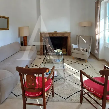 Maison De Maitre Capacite 10 Personnes Avec Piscine, Wifi Et Stationnement *