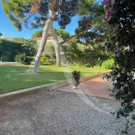 Villa Maison De Maitre Capacite 10 Personnes Avec Piscine, Wifi Et Stationnement